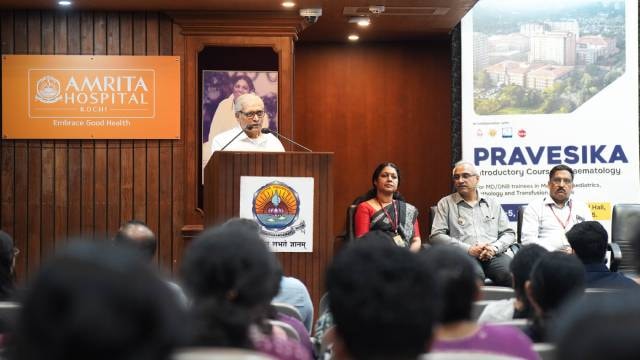 Amrita Hospital, Kochi Organizes Training Class in Clinical Haematology